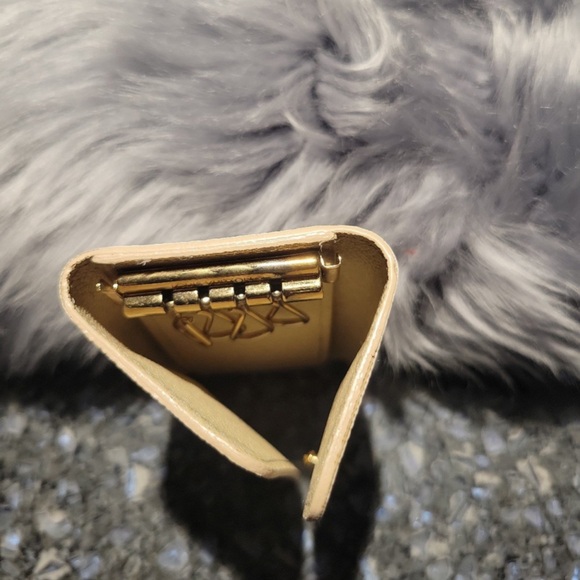 Louis Vuitton Damier Azur Keycase - Picture 6 of 7